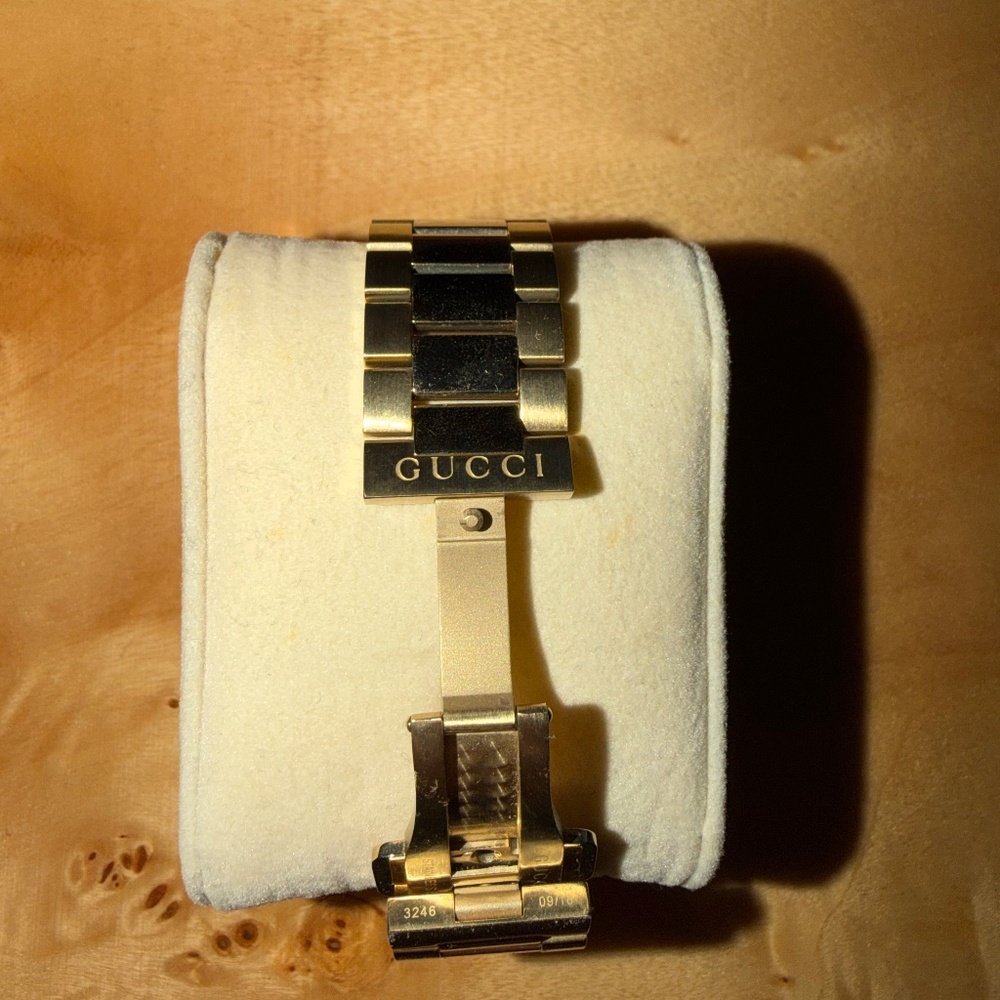 Gucci -Stainless Steel Watch- GOLD